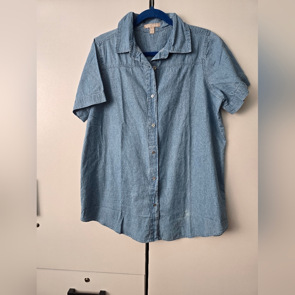 Woman Within M 14/16 Light Blue Denim Button-Up Shirt
